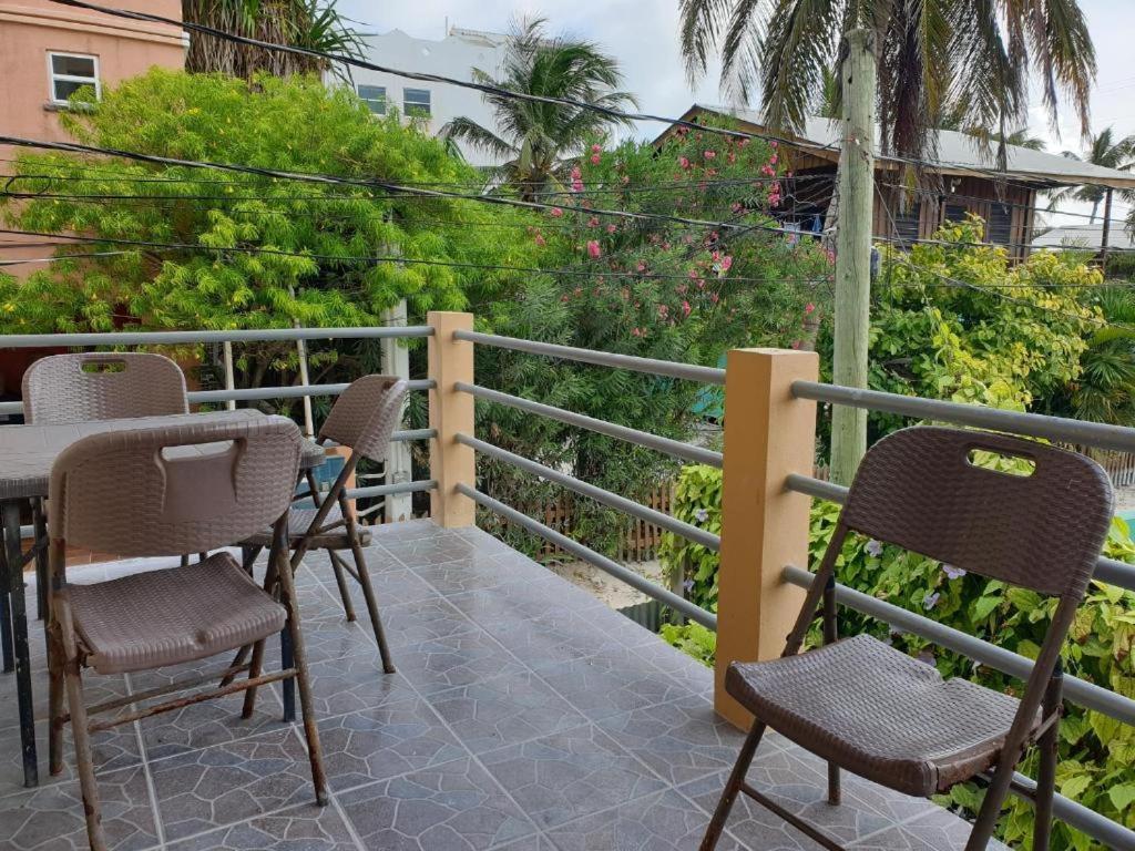 Beach Side Condos Caye Caulker By Ccvh Εξωτερικό φωτογραφία
