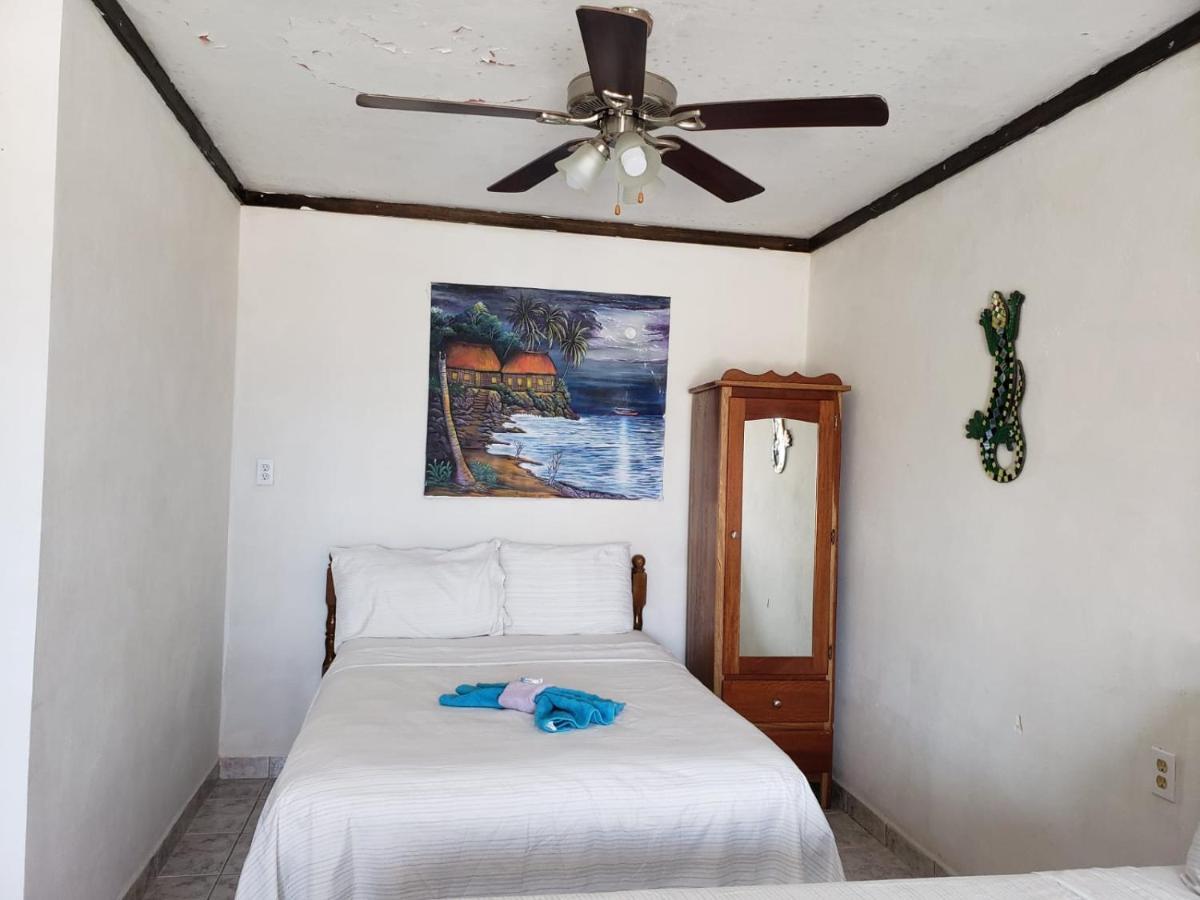 Beach Side Condos Caye Caulker By Ccvh Εξωτερικό φωτογραφία