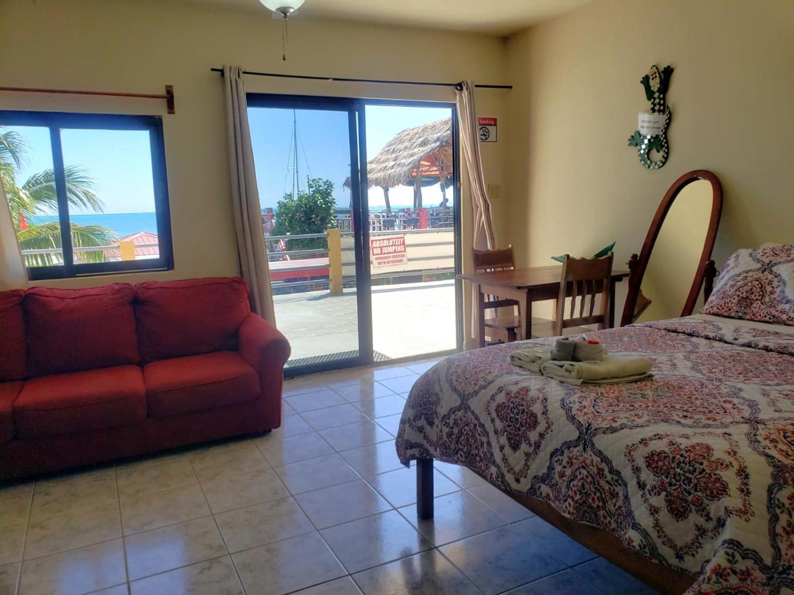 Beach Side Condos Caye Caulker By Ccvh Εξωτερικό φωτογραφία