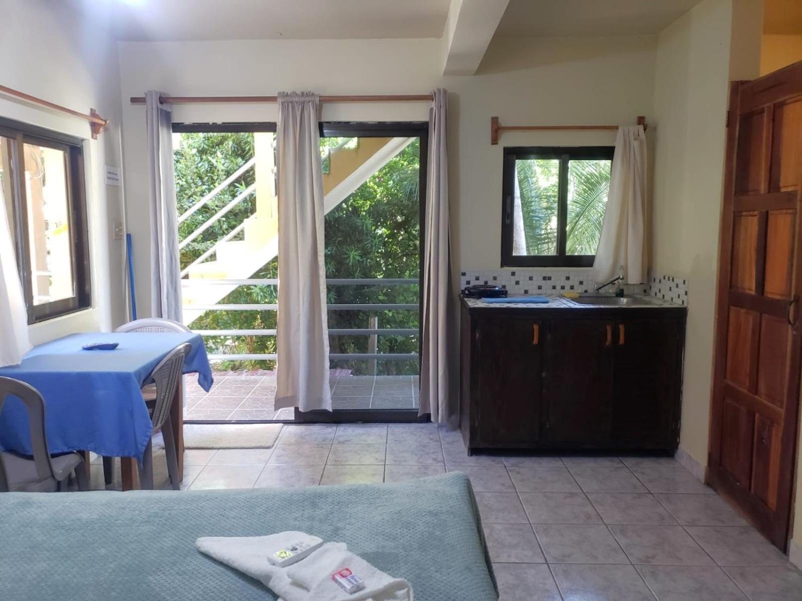 Beach Side Condos Caye Caulker By Ccvh Εξωτερικό φωτογραφία