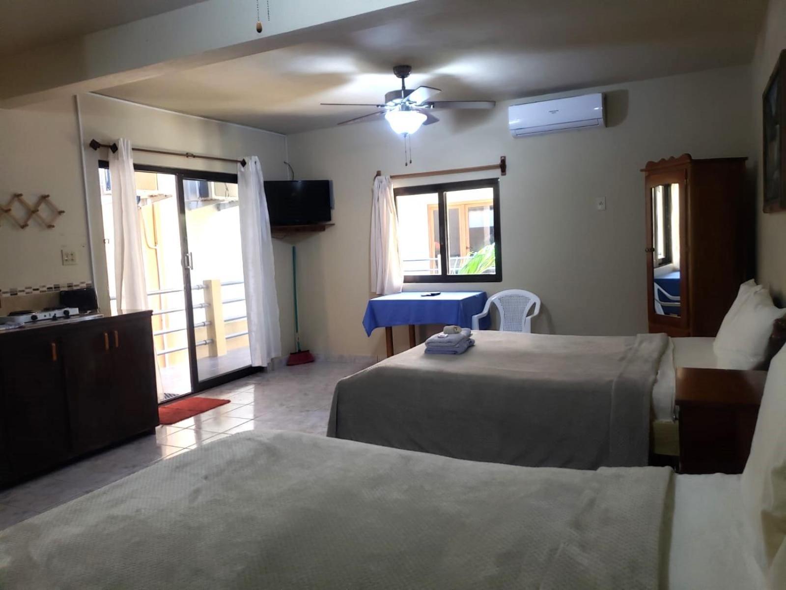 Beach Side Condos Caye Caulker By Ccvh Εξωτερικό φωτογραφία
